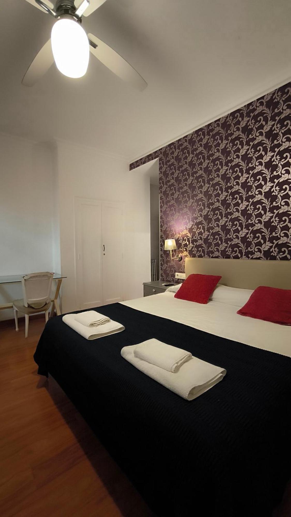7 Moons B&B Bed & Breakfast