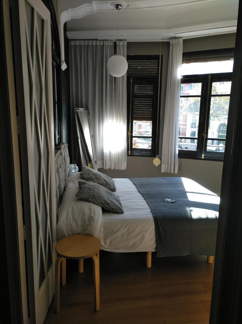 Couette-café 7 Moons 2*