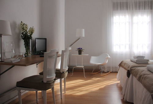 7 Moons Bed and breakfast 2*